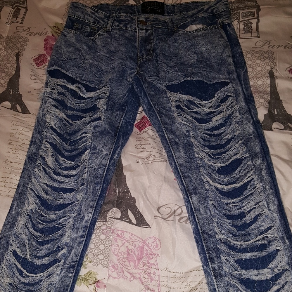Ripped Jeans